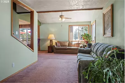 7683 SW Drake Dr, Culver, OR 97734 - Photo 17