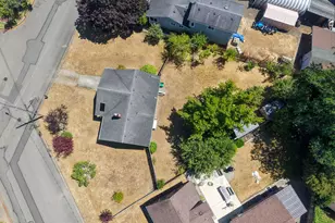 2193 Juniper Ave, Coos Bay, OR 97420 - Photo 41