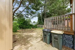 1699 27th St, Florence, OR 97439 - Photo 19