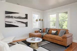 9332 N Kellogg St, Portland, OR 97203 - Photo 9