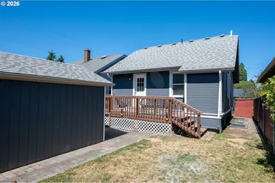 9332 N Kellogg St, Portland, OR 97203 - Photo 33