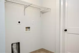9332 N Kellogg St, Portland, OR 97203 - Photo 31