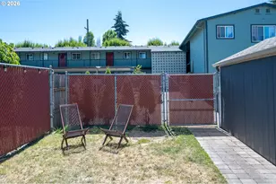9332 N Kellogg St, Portland, OR 97203 - Photo 37