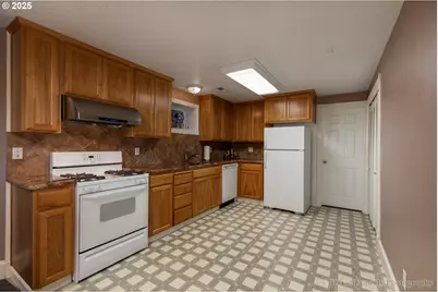 60750 Robinette Rd, Saint Helens, OR 97051 - Photo 27