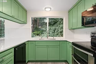 19135 Red Wing Ct, Lake Oswego, OR 97035 - Photo 17