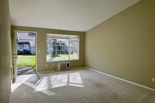 13775 SW Scholls Ferry Rd SW, Beaverton, OR 97008 - Photo 9