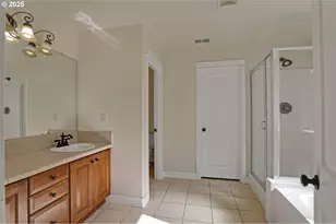 12606 NW Larry Ct, Portland, OR 97229 - Photo 11