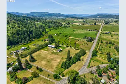 6107 Nonpareil Rd, Sutherlin, OR 97479 - Photo 41