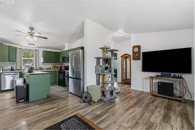 6107 Nonpareil Rd, Sutherlin, OR 97479 - Photo 7