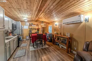 4900 Royal Ave, Eugene, OR 97402 - Photo 13