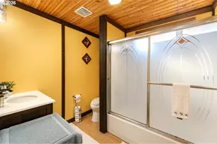 4900 Royal Ave, Eugene, OR 97402 - Photo 17