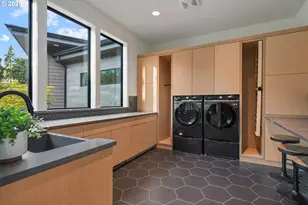 11011 SE Evergreen Hwy, Vancouver, WA 98664 - Photo 19