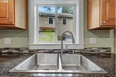 213 Mill St, Silverton, OR 97381 - Photo 15