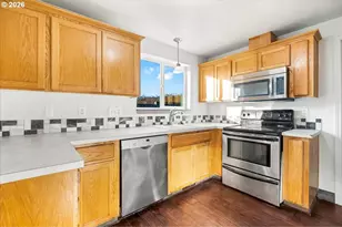 1086 SW Ivory Loop, Gresham, OR 97080 - Photo 11