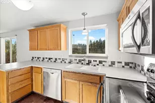 1086 SW Ivory Loop, Gresham, OR 97080 - Photo 15