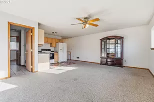 4201 Barrett Dr, Hood River, OR 97031 - Photo 13