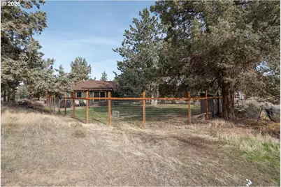 6446 NW Lynch Ln, Redmond, OR 97756 - Photo 13