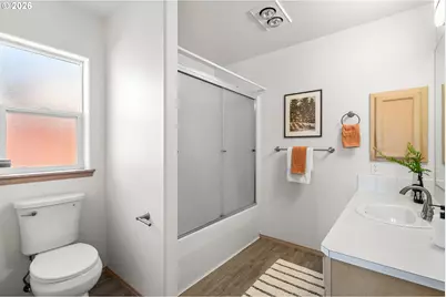 859 SW 24th St, Troutdale, OR 97060 - Photo 13