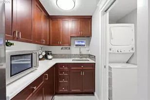 2665 NE 3rd Ct, Hillsboro, OR 97124 - Photo 25