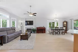 2665 NE 3rd Ct, Hillsboro, OR 97124 - Photo 9