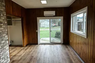 818 S 1st St, Cottage Grove, OR 97424 - Photo 7