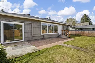 818 S 1st St, Cottage Grove, OR 97424 - Photo 35