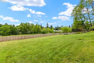 12395 SW Clara Ln, Lake Oswego, OR 97035 - Photo 29