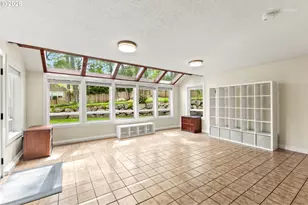 12395 SW Clara Ln, Lake Oswego, OR 97035 - Photo 13