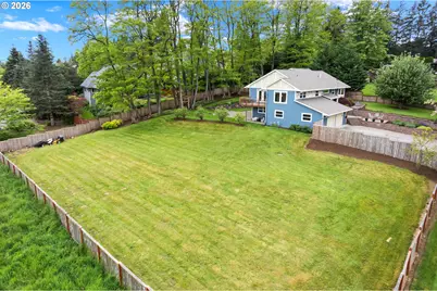 12395 SW Clara Ln, Lake Oswego, OR 97035 - Photo 33