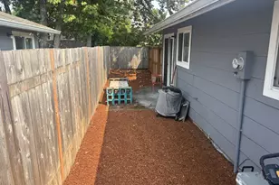 7515 NE Everett St, Portland, OR 97213 - Photo 19