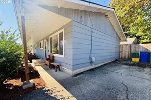 7515 NE Everett St, Portland, OR 97213 - Photo 15