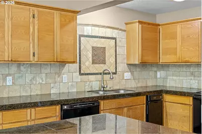 350 NW Riverpark Pl, Canby, OR 97013 - Photo 31