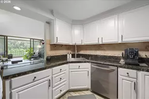790 SE Webber St, Portland, OR 97202 - Photo 15