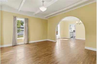 1241 Division St, Oregon City, OR 97045 - Photo 9