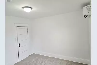 365 Bryan St, Woodburn, OR 97071 - Photo 27