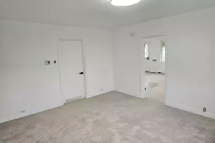 365 Bryan St, Woodburn, OR 97071 - Photo 11
