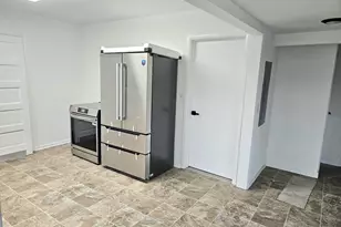 365 Bryan St, Woodburn, OR 97071 - Photo 19