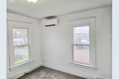 365 Bryan St, Woodburn, OR 97071 - Photo 29