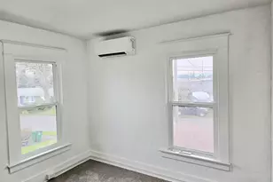 365 Bryan St, Woodburn, OR 97071 - Photo 29