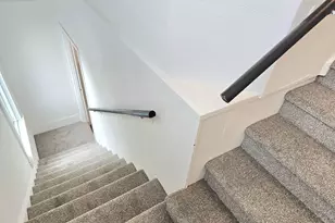 365 Bryan St, Woodburn, OR 97071 - Photo 25