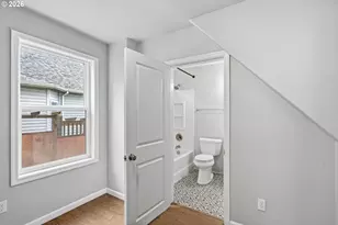 10505 NW 2nd St, Portland, OR 97231 - Photo 13