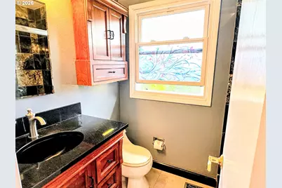 3760 Duane St, Astoria, OR 97103 - Photo 27