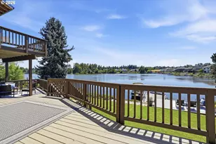 20122 NE Interlachen Ln, Fairview, OR 97024 - Photo 33