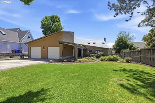 20122 NE Interlachen Ln, Fairview, OR 97024 - Photo 5