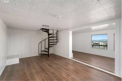 2604 SW Buckingham Ave, Portland, OR 97201 - Photo 25