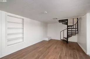 2604 SW Buckingham Ave, Portland, OR 97201 - Photo 25