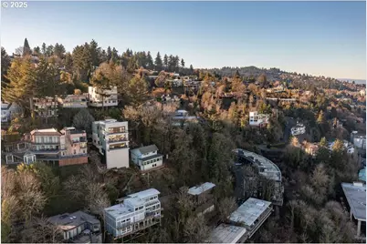 2604 SW Buckingham Ave, Portland, OR 97201 - Photo 31