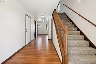 911 Poplar Dr, Dallesport, WA 98617 - Photo 9