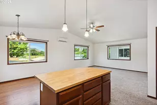 911 Poplar Dr, Dallesport, WA 98617 - Photo 17