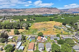 911 Poplar Dr, Dallesport, WA 98617 - Photo 45